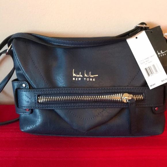 NICOLE MILLER NAVY CROSSBODY RETAIL 68.00 NWT - Picture 3 of 8